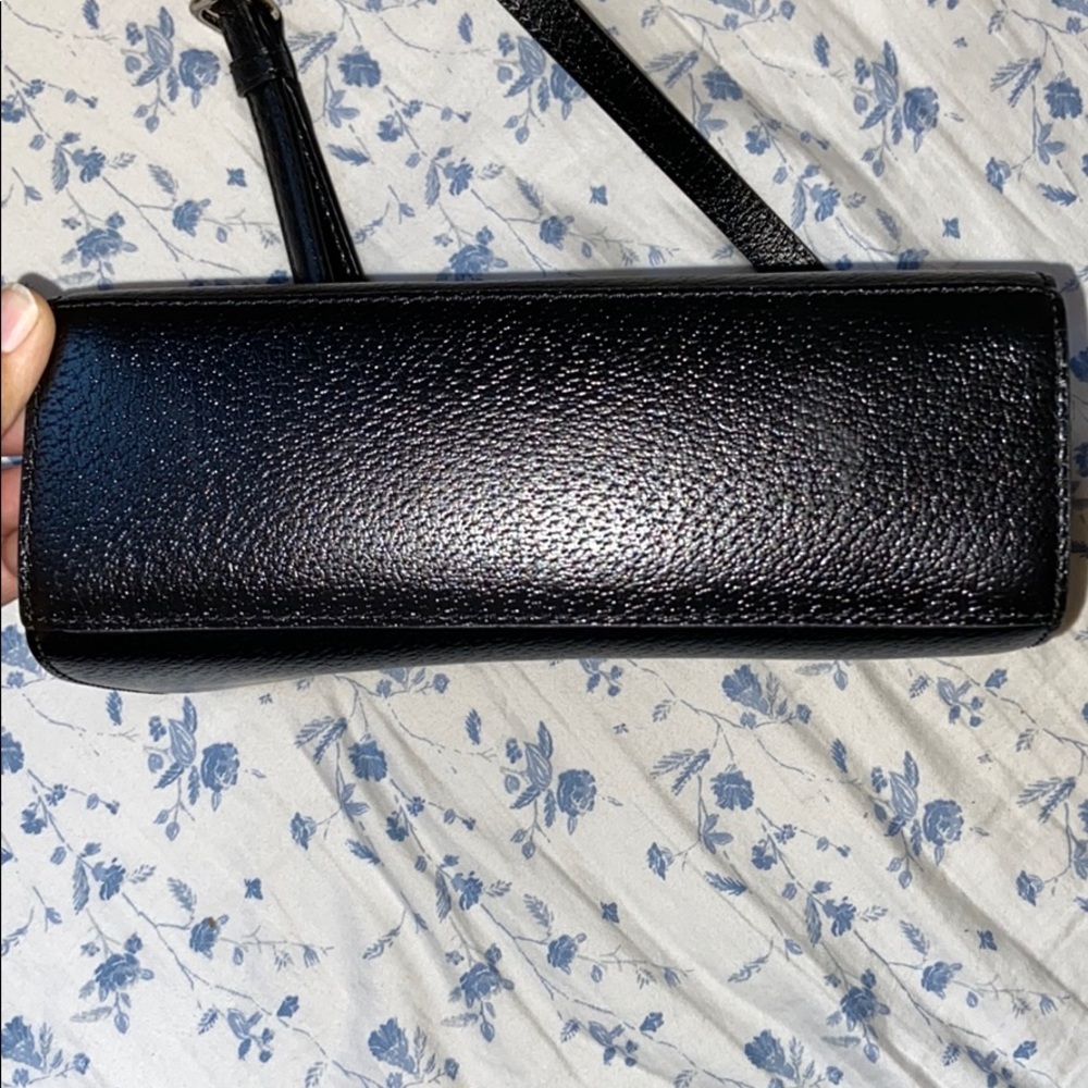 Kate Spade crossbody - Picture 4 of 5